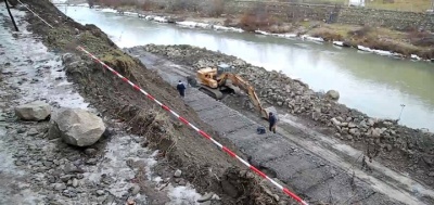 На Буковині люди опинилися в ізоляції через зруйновану дорогу: обурливі деталі