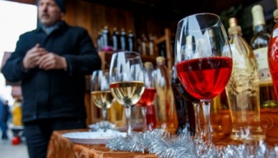Україна скасувала мито на вино з ЄС