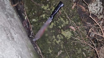 Бігав вулицею й різав себе ножем: у Львові патрульні врятували неповнолітнього від самогубства