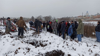 У Чернівцях попрощалися з рок-музикантом Віталієм Сандулом - фото