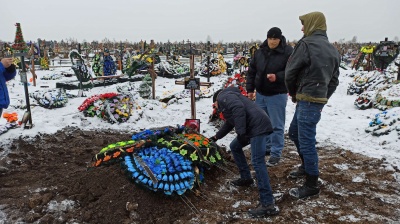 У Чернівцях попрощалися з рок-музикантом Віталієм Сандулом - фото