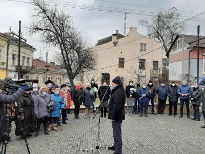 У Чернівцях вшанували пам’ять жертв Голокосту – фото