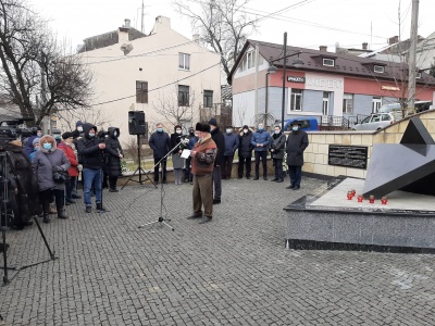 У Чернівцях вшанували пам’ять жертв Голокосту – фото