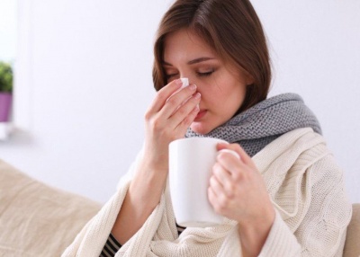 Британські експерти склали «ідеальний розпорядок дня», щоб подолати симптоми застуди за 24 години