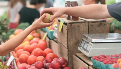 Чому в Україні різко зросли ціни на продукти: експерт пояснив причини