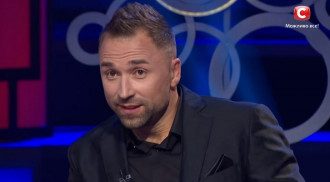 Холостяк показав свою обраницю та порадував скорим поповненням Холостяк показав свою обраницю та порадував скорим поповненням