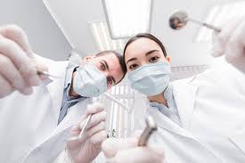 Анекдот дня: про стоматолога початківця