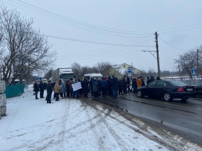 На Буковині тривають "тарифні протести": знову перекрили дорогу на Снятин