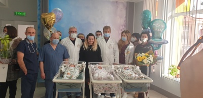 Майже місяць у лікарні: з перинатального центру Чернівців виписали трійнят