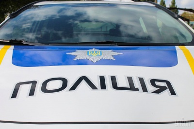 Трагедія у Києві: 13-річна дівчинка випала з вікна 14 поверху 