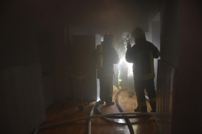 Врятували 16 малюків: вночі сталася пожежа у пологовому будинку 