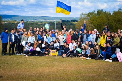 Чернівецький торговельно-економічний інститут КНТЕУ запрошує студентів на навчання у 2021-2022 н.р.*