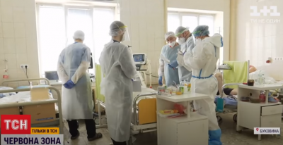 Палати переповнені: як працюють медики в реанімації у Чернівцях – відео