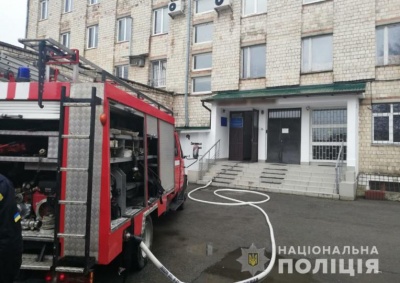 Пожежа в архіві Чернівців: поліцейські встановлюють причини загорання