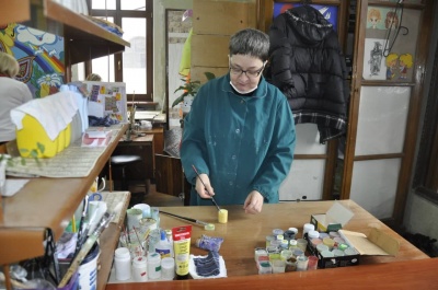 «Мало не впала зі сцени в яму»: життя театру ляльок у Чернівцях за кулісами - фото