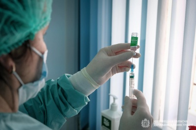 Менше ста щеплень за добу: на Буковині у вихідні різко зменшилася кількість вакцинованих