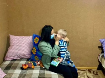 «Поки мати буде народжувати»: на Буковині сімох діток віддали патронатним родинам