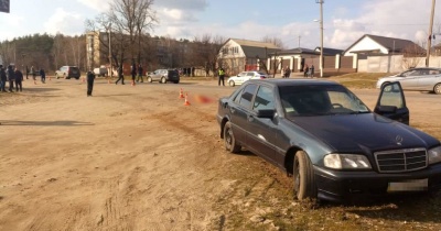 Під Харковом водій насмерть збив 12-річну дівчинку, яка перебігала дорогу (відео 18+) 