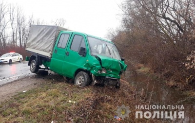 Загинув 20-річний пасажир: деталі моторошної ДТП під Хотином
