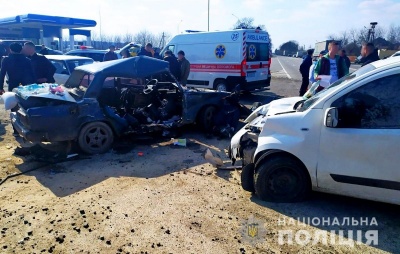 У масштабній ДТП під Чернівцями постраждала дитина: що відомо