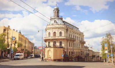 Невідома Буковина: наказ бургомістра про гарний настрій чернівчан