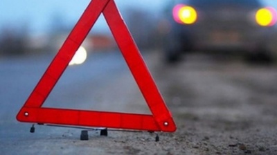 На Буковині зіткнулися автомобіль та мотоблок: є  загиблий