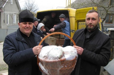 Волонтери з Буковини відправили на передову понад 2 тонни їжі - фото