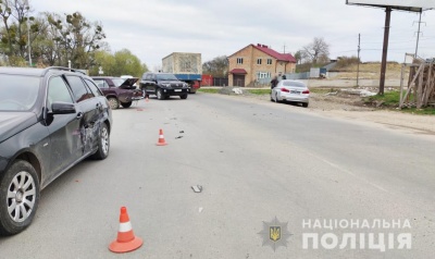 Потрійна ДТП у Чернівцях: у поліції розповіли деталі аварії на Сторожинецькій