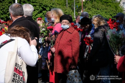 У Чернівцях вшанували пам'ять загиблих у Другій світовій війні - фото