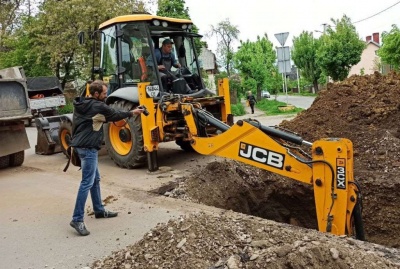 Продан заявив, що ділянку вулиці Щербанюка, яку зараз розрили, ремонтували «не перед виборами»