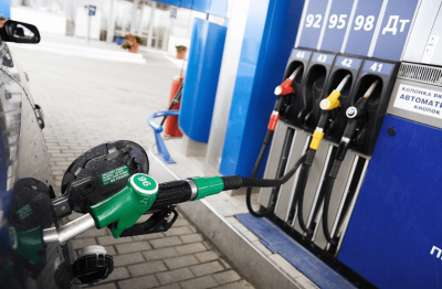 АЗС почали відновлювати продаж преміального палива