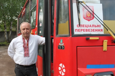 У Чернівцях водії тролейбусів  працюватимуть у вишиванках