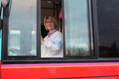 У Чернівцях водії тролейбусів  працюватимуть у вишиванках
