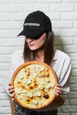 Вперше в Чернівцях – Monopizza! Унікальна піца на натуральній заквасці та швидка доставка від 30 хв.!*