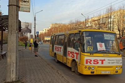 У Чернівцях проїзд у маршрутках може зрости до 10 грн: у ратуші зробили заяву