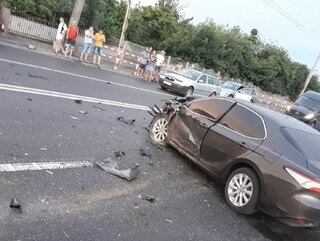 «Ще такої аварії не бачила»: машину розірвало на частини під Франківськом - відео