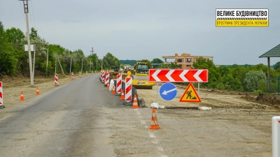 На Буковині продовжується капітальний ремонт траси «Житомир-Чернівці» – фото