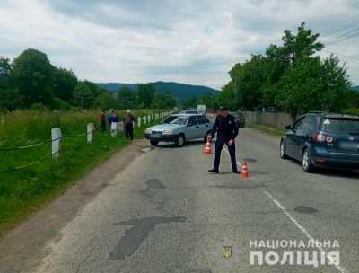 Помер велосипедист, якого вчора збила автівка на Буковині