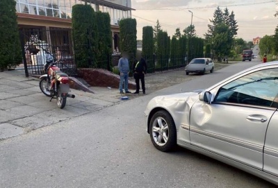 Смертельна ДТП на Буковині: Mercedes наїхав на мотоцикл, загинув пасажир