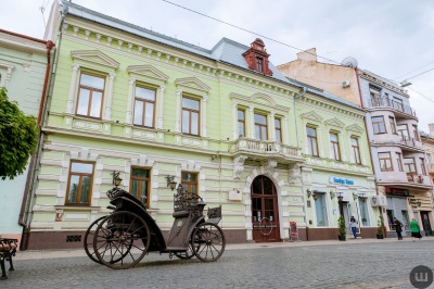 Невідома Буковина: у нинішньому Палаці урочистих подій було чилійське консульство